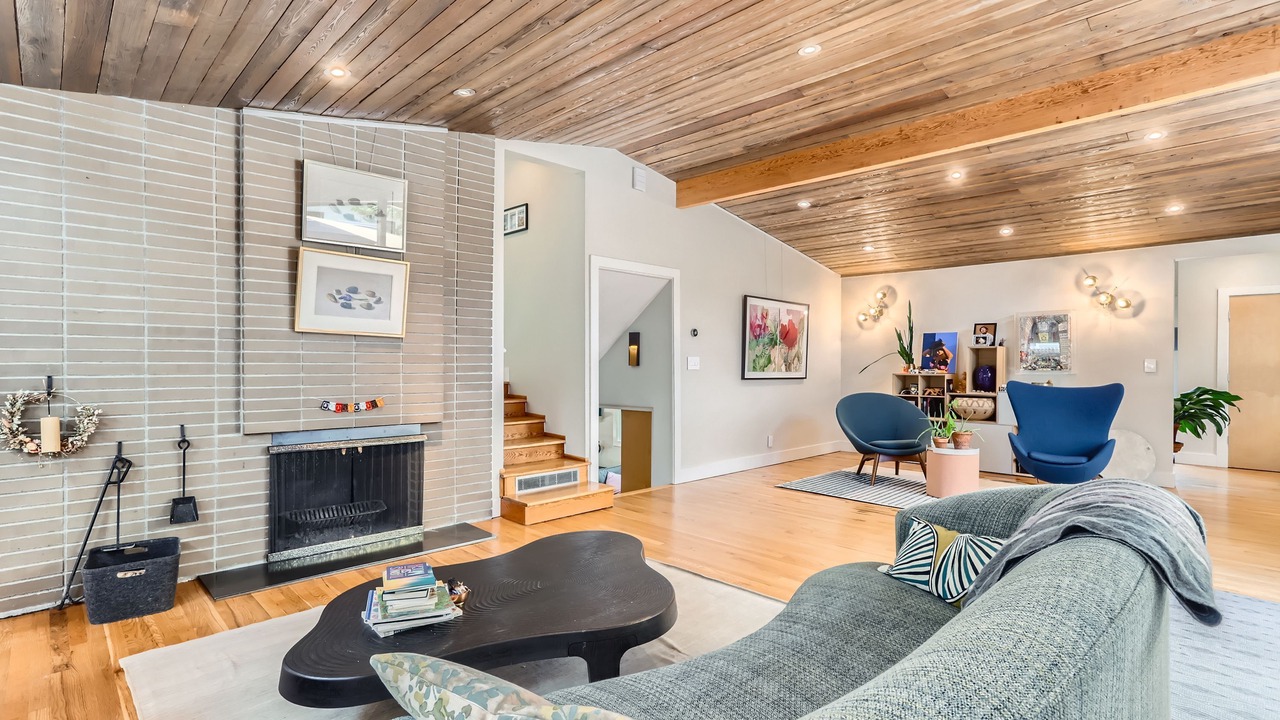 Photo of Livingroom in Old North Boulder