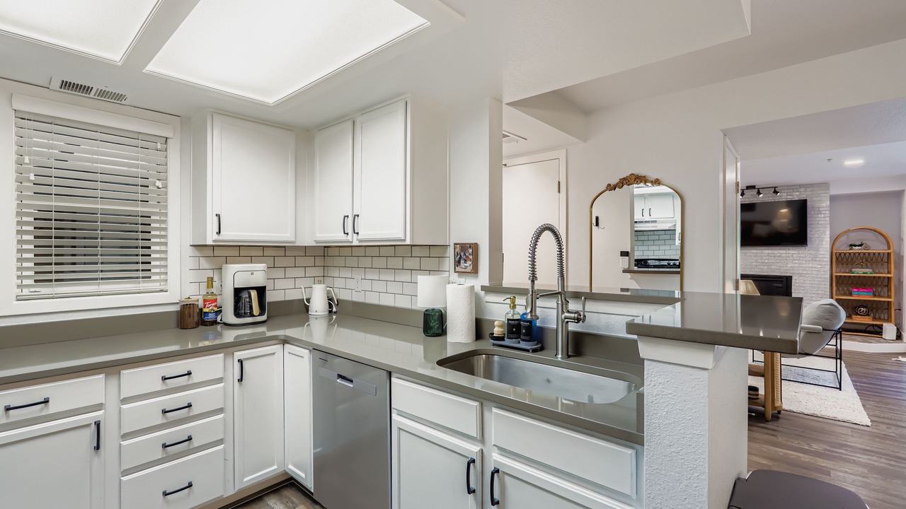 Photo of Kitchen in Baseline Sub