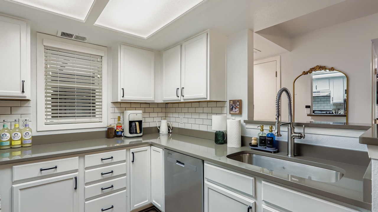 Photo of Kitchen in Baseline Sub