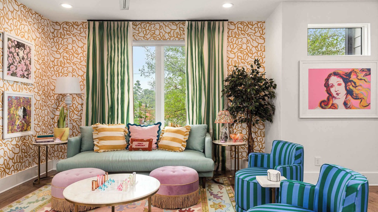 Photo of Livingroom in Eighth Avenue