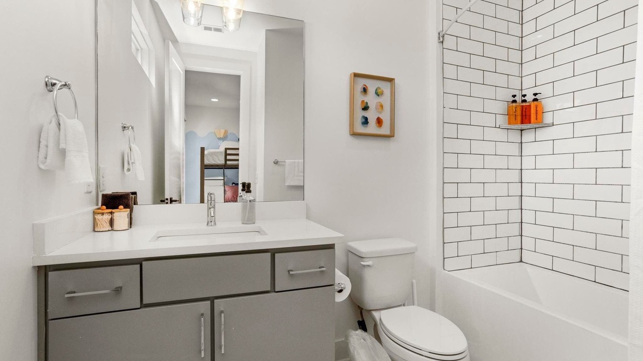 Photo of Bathroom in Eighth Avenue