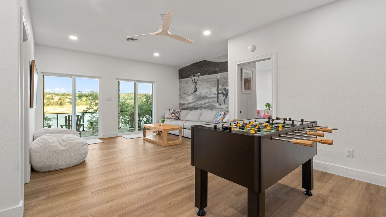 Photo of Bedroom in Point Venture