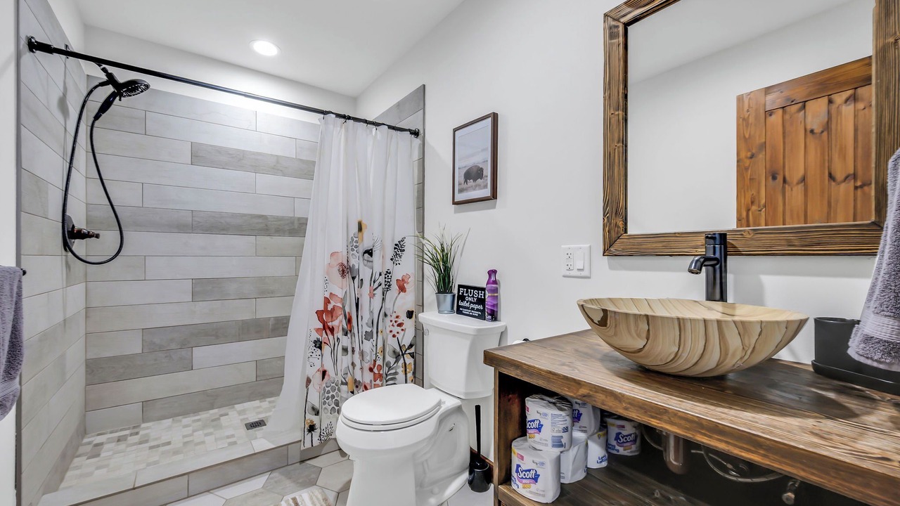 Photo of Bathroom in Hunter