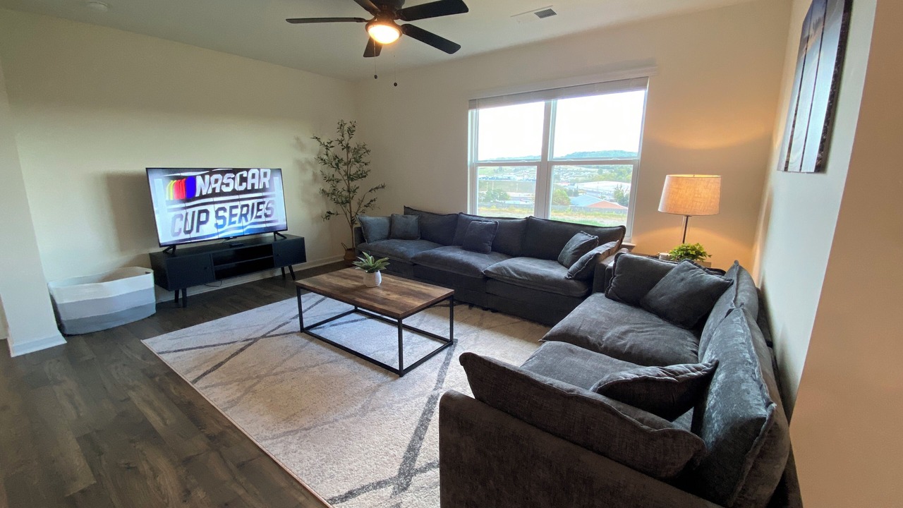 Photo of Livingroom in Bluff City