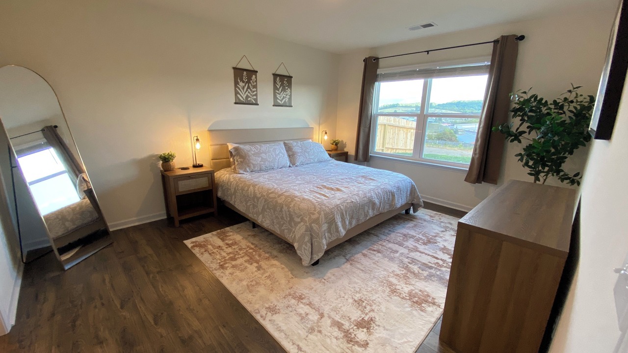 Photo of Bedroom in Bluff City