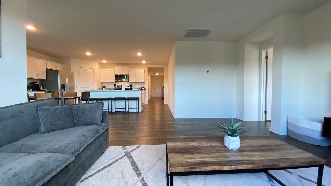 Photo of Livingroom in Bluff City