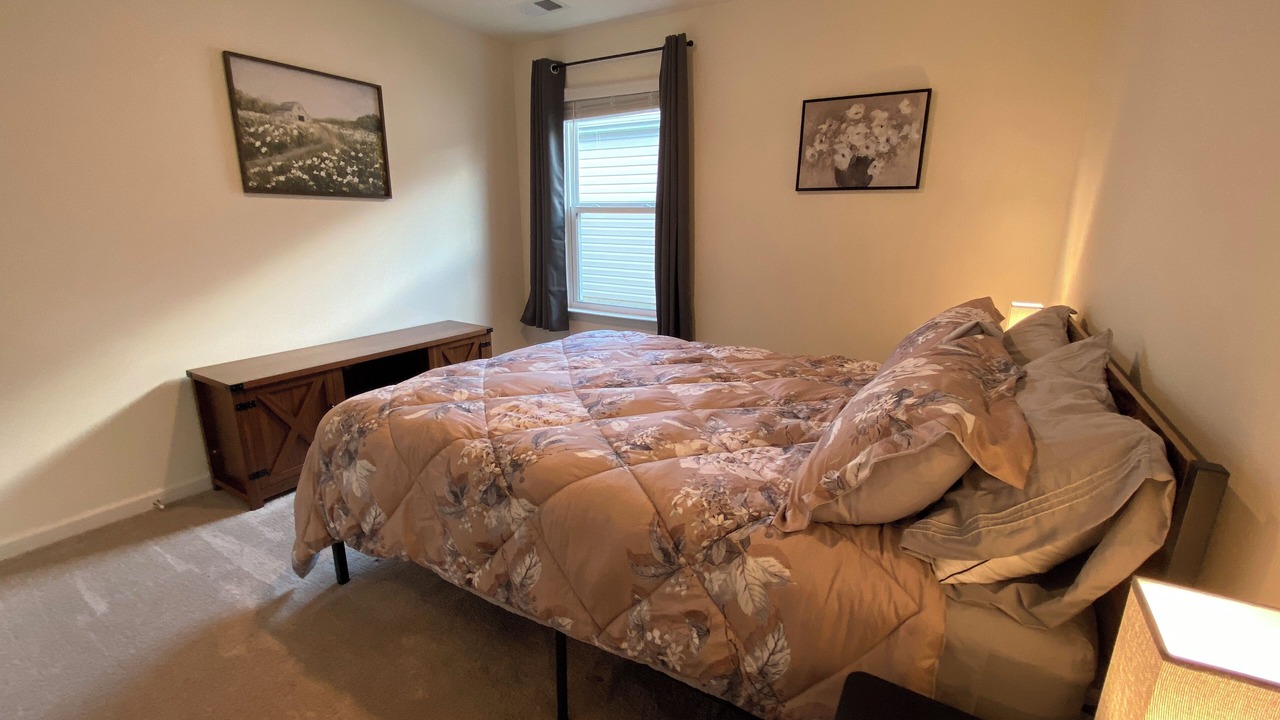 Photo of Bedroom in Bluff City