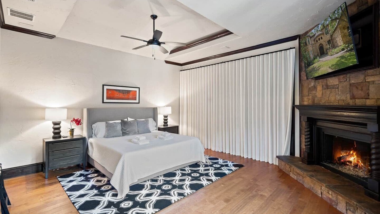 Photo of Bedroom in Manana West