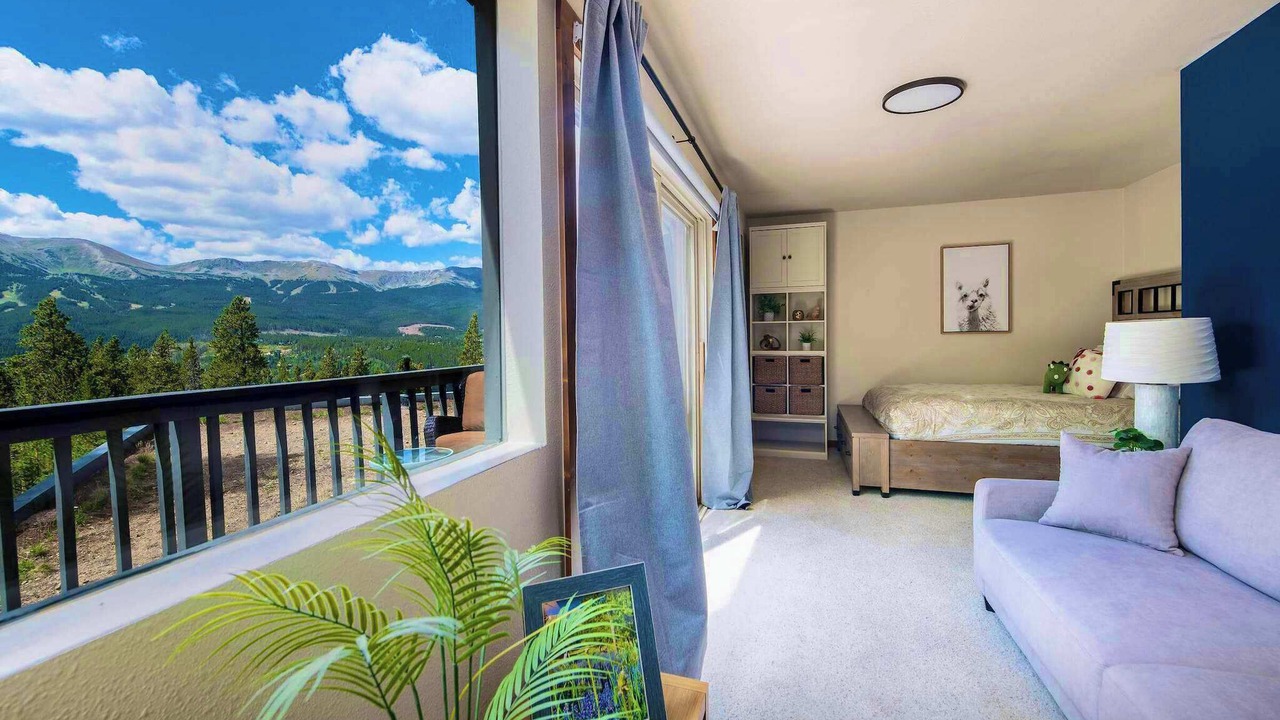 Photo of Bedroom in Forest Hills