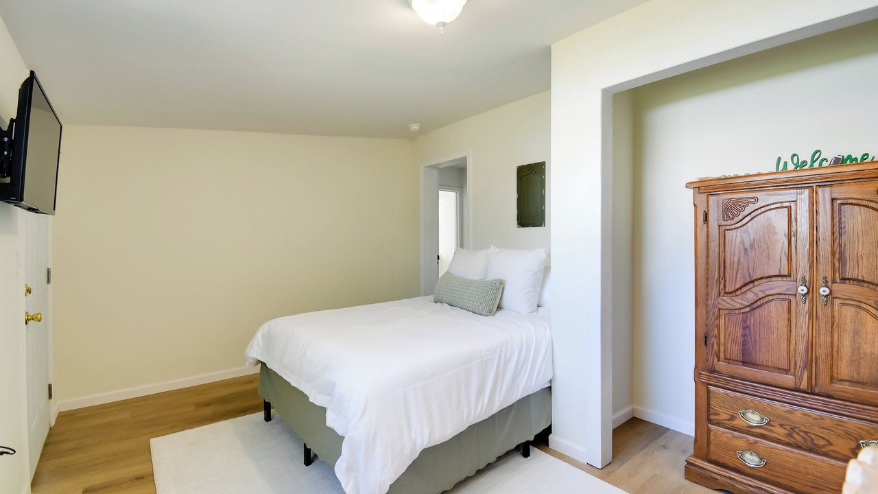 Photo of Bedroom in Huntington