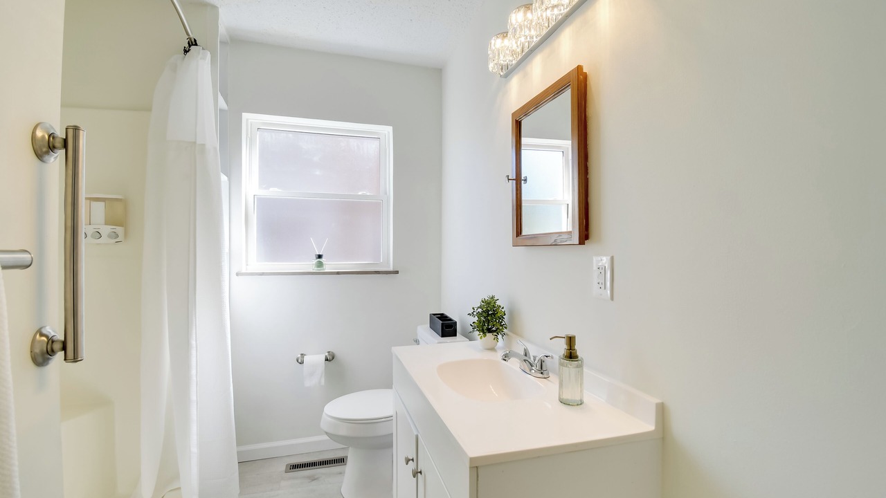 Photo of Bathroom in Huntington