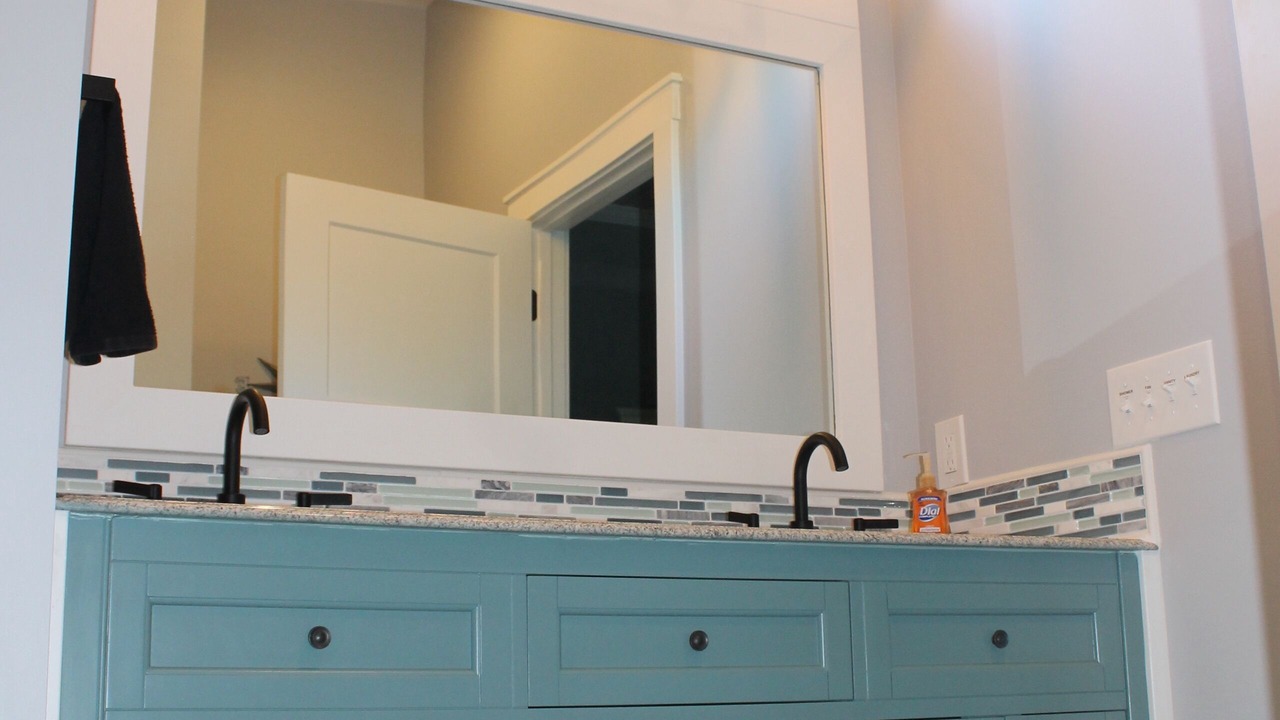 Photo of Bathroom in Miami Park