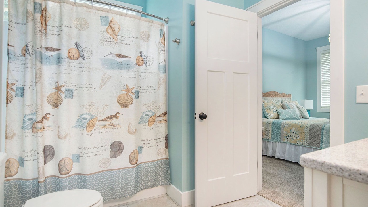 Photo of Bathroom in Miami Park