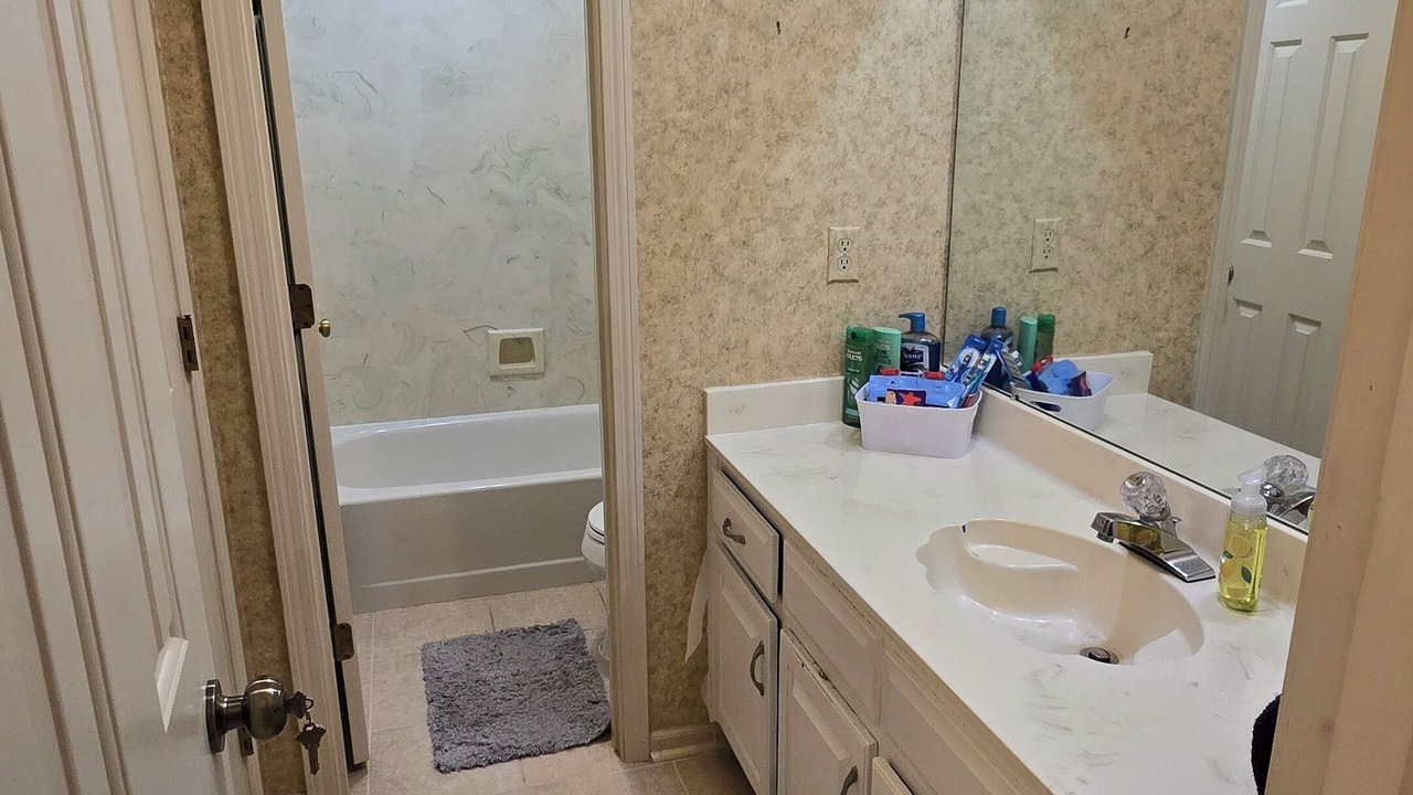 Photo of Bathroom in Lakeland