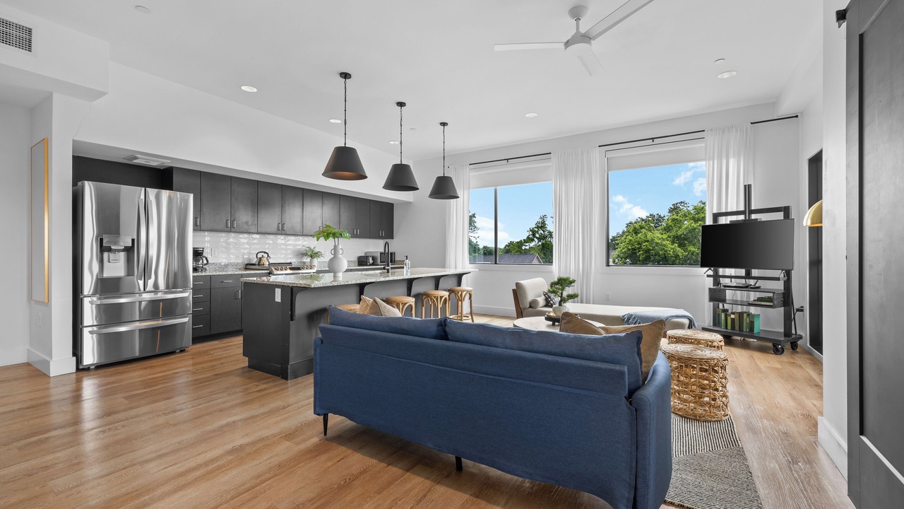 Photo of Livingroom in Melrose