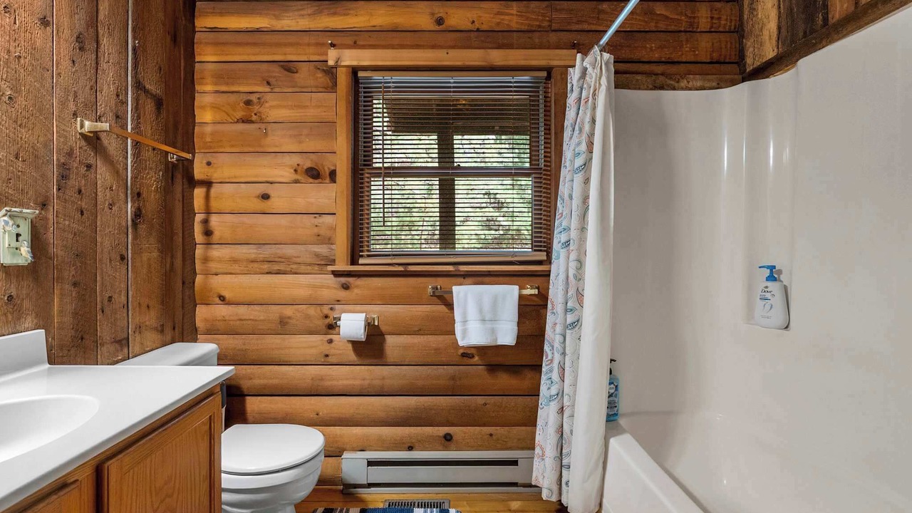 Photo of Bathroom in Baker