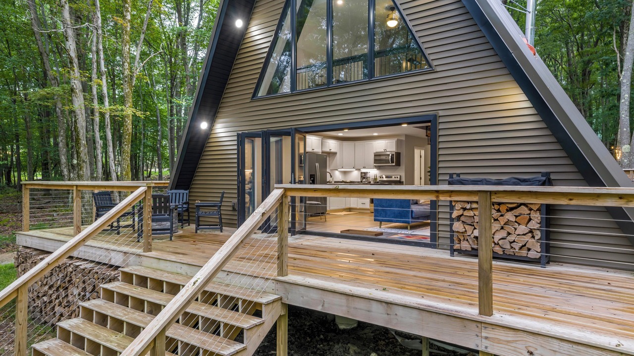 Photo of Outdoor in Alpine Lake