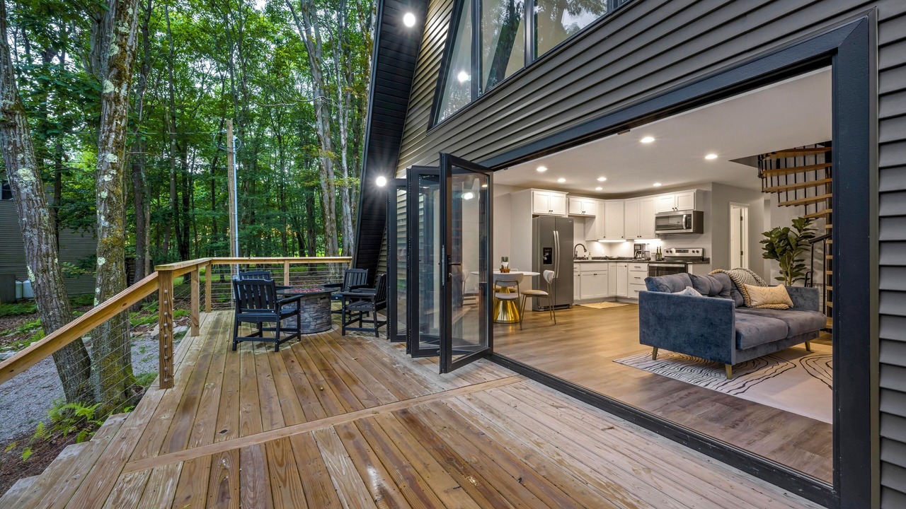 Photo of Outdoor in Alpine Lake