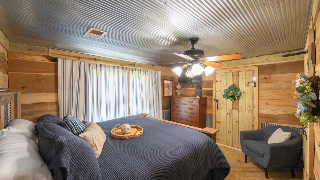Photo of Bedroom in Lexington