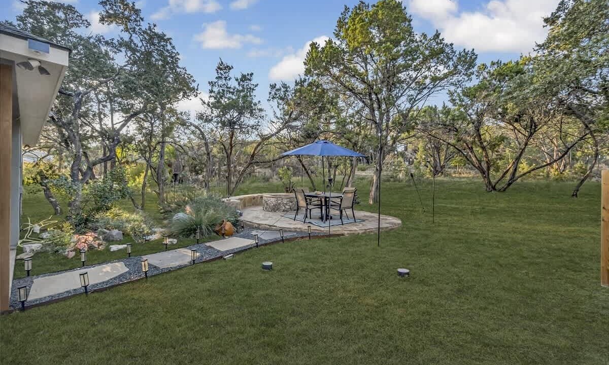 Photo of Outdoor in Spring Branch