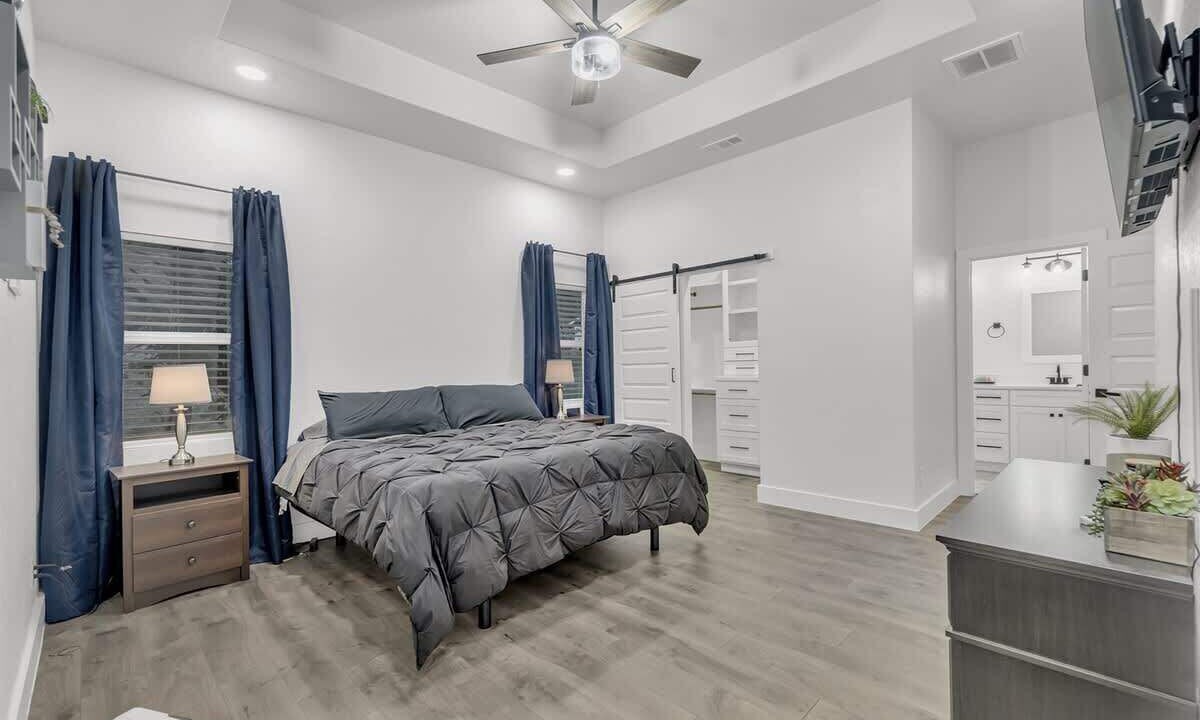 Photo of Bedroom in Spring Branch