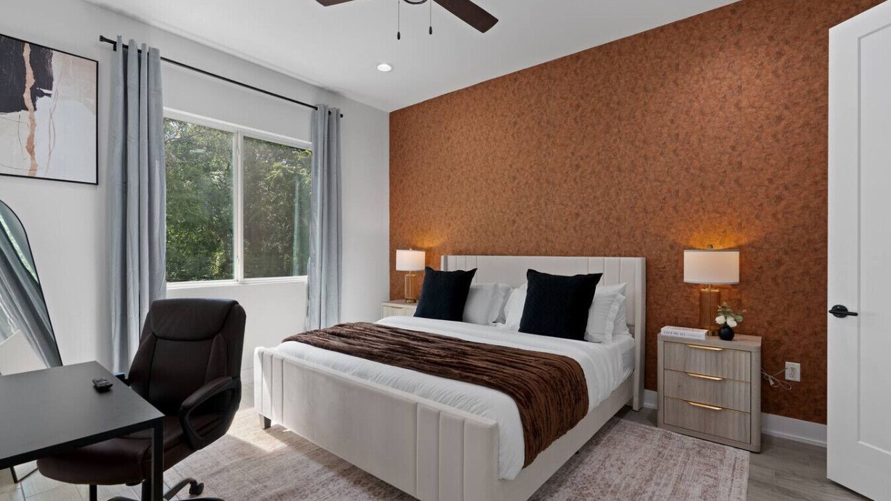 Photo of Bedroom in MLK