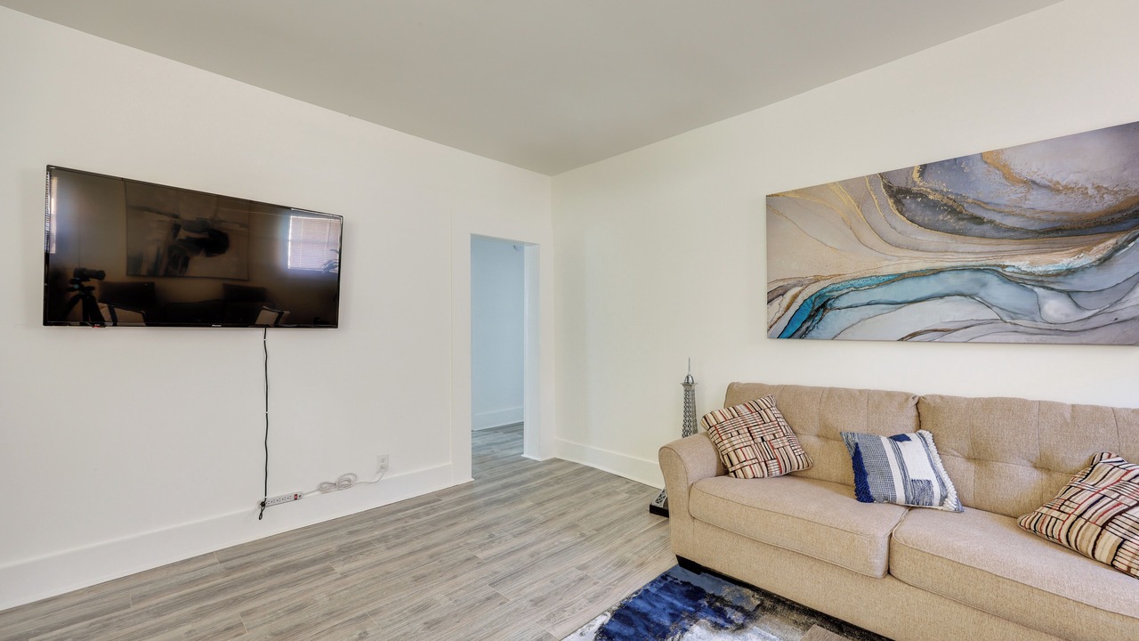 Photo of Livingroom in Bessemer