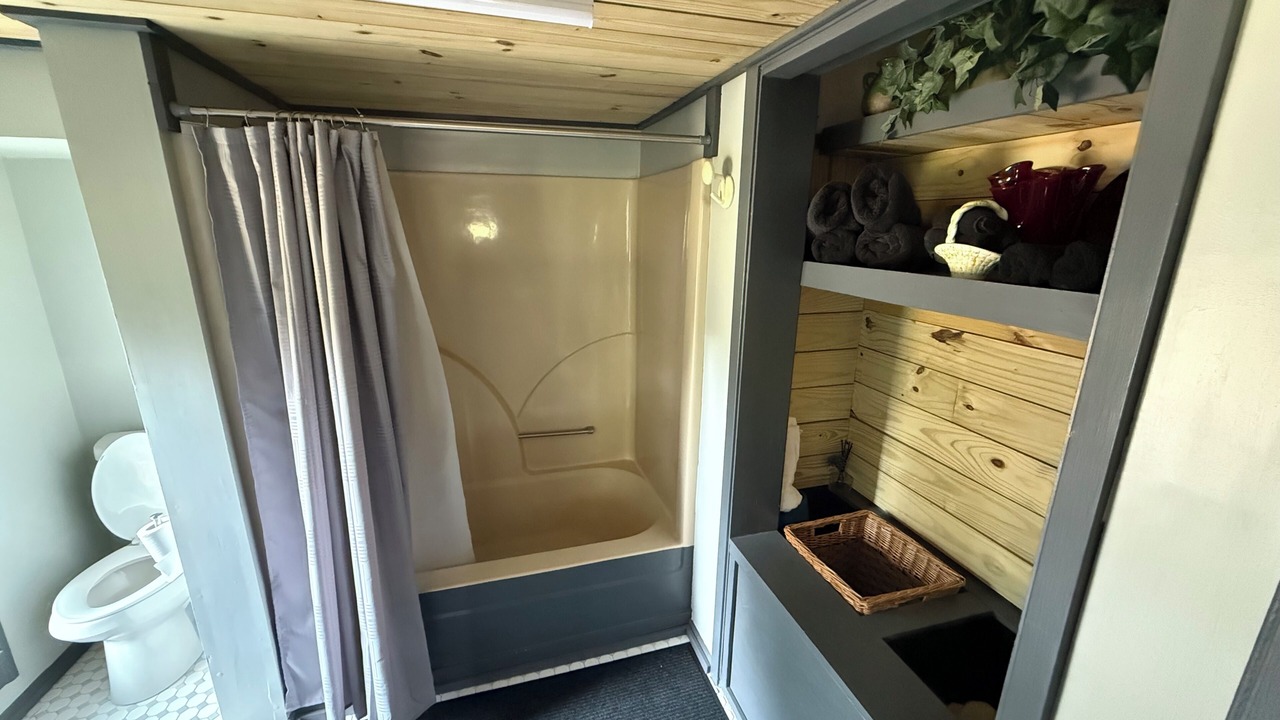 Photo of Bathroom in Lakeland