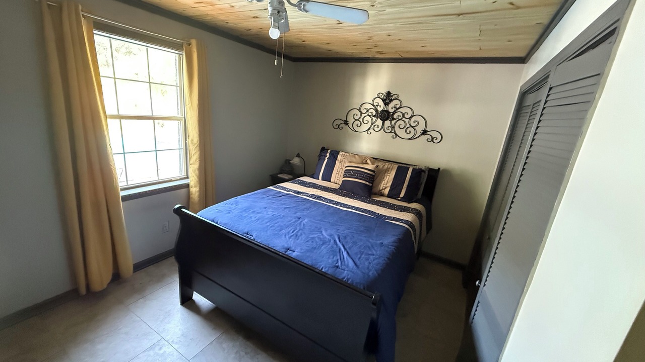 Photo of Bedroom in Lakeland