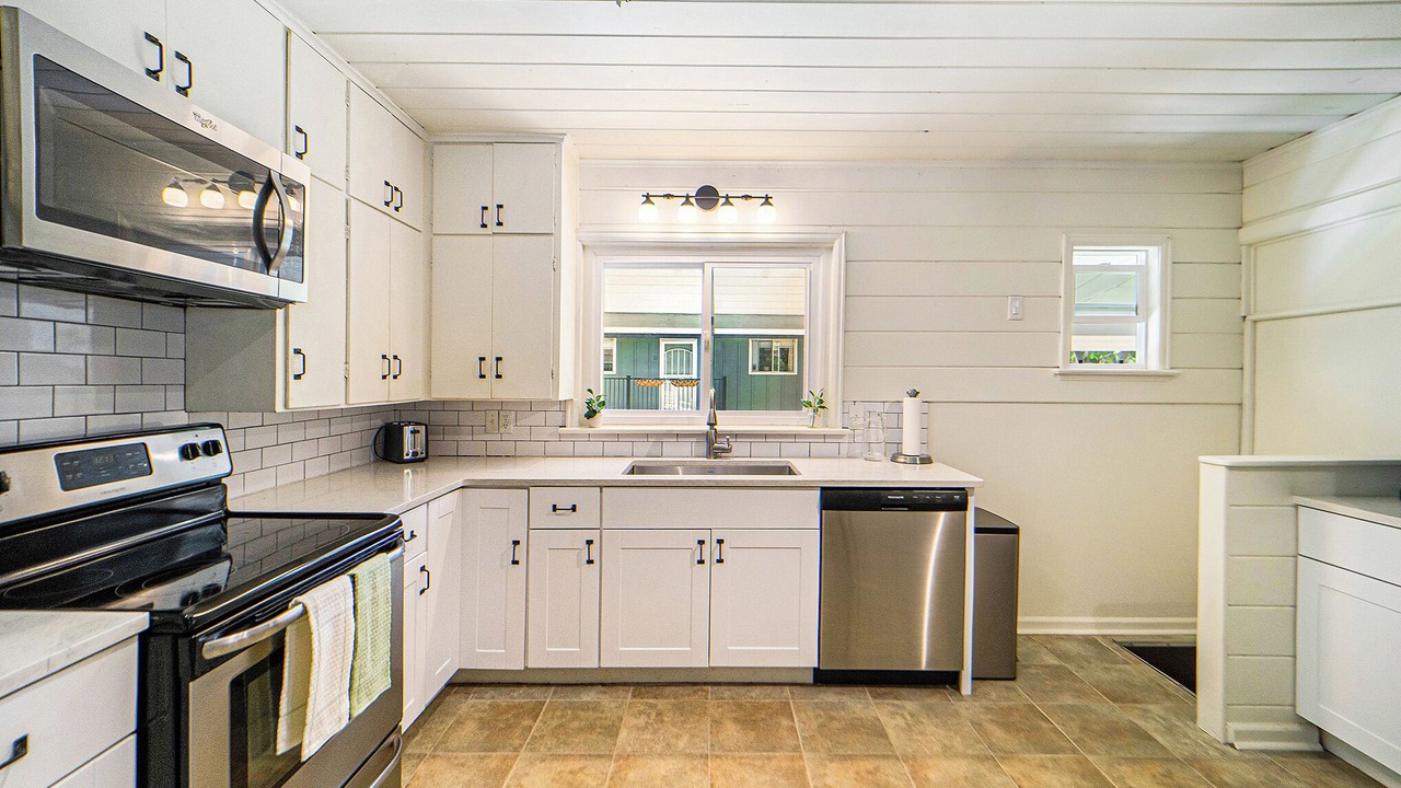 Photo of Kitchen in Barths