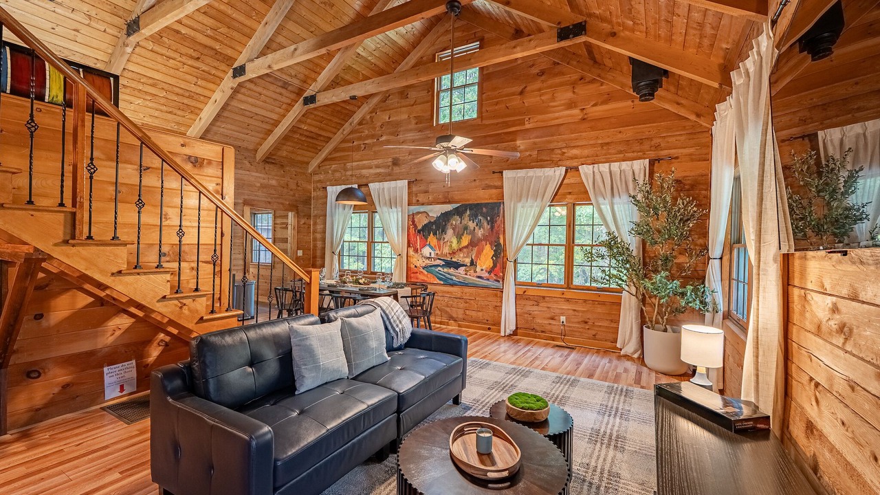Photo of Livingroom in Hico