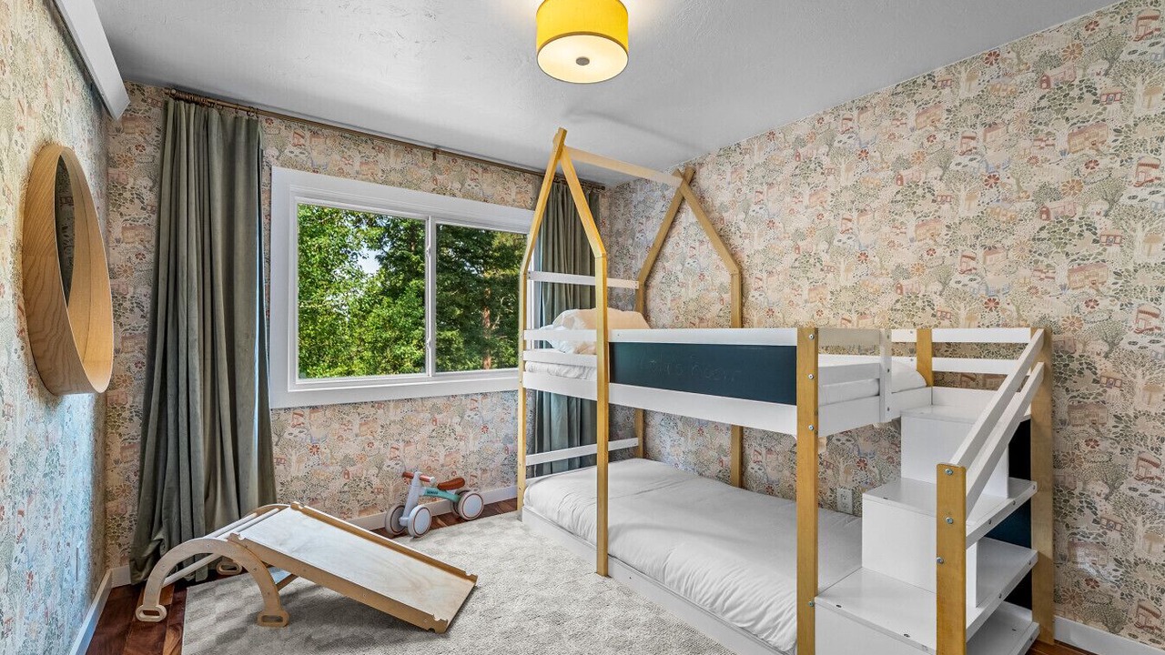 Photo of Bedroom in Hangen Ranch And M and B