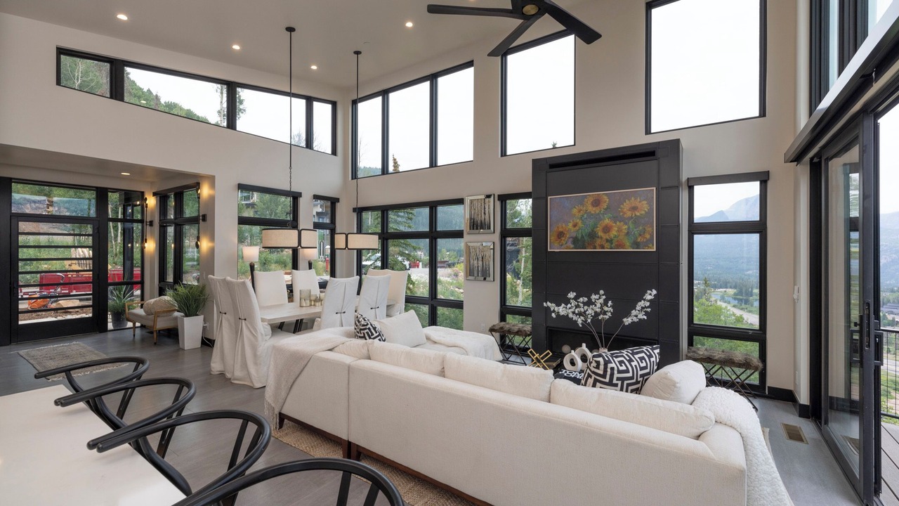 Photo of Livingroom in Purgatory