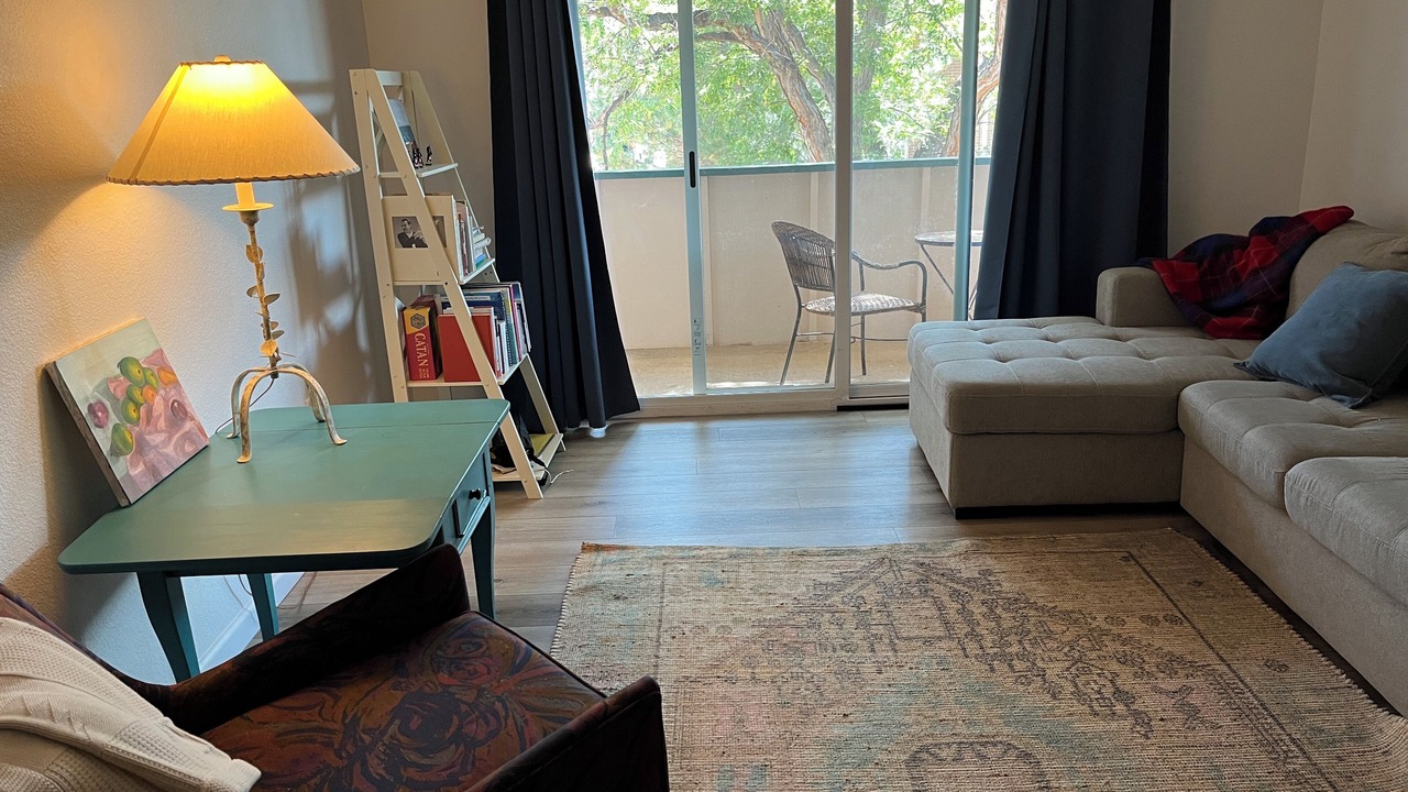 Photo of Livingroom in Gunbarrel