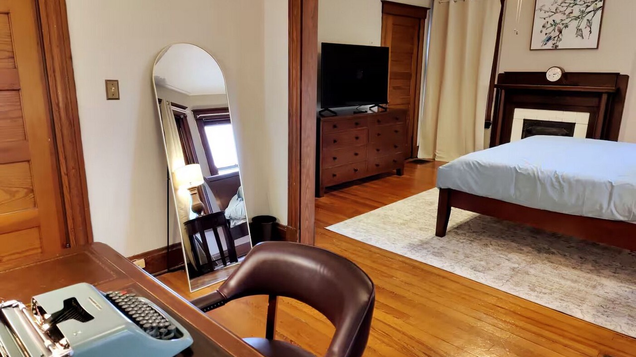 Photo of Bedroom in Latonia