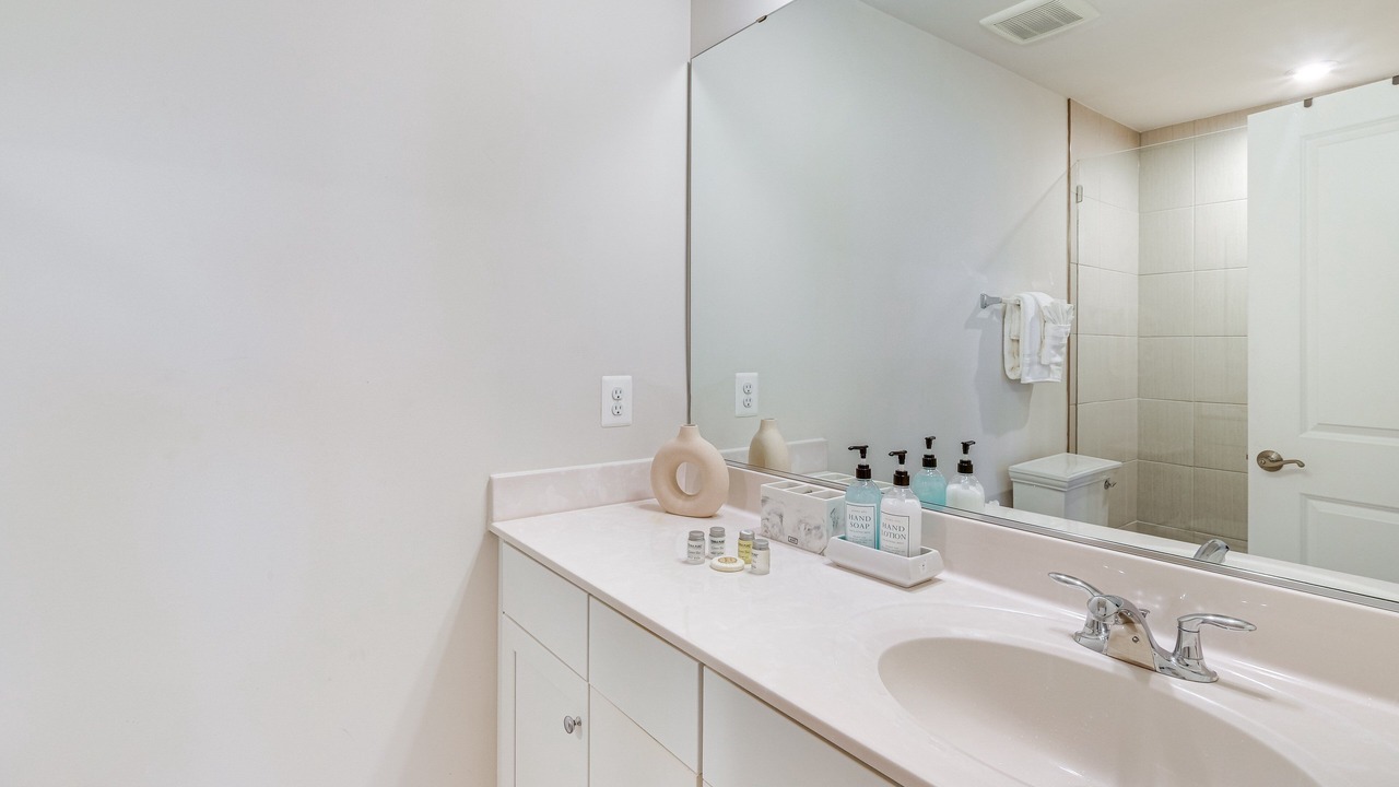 Photo of Bathroom in Largo