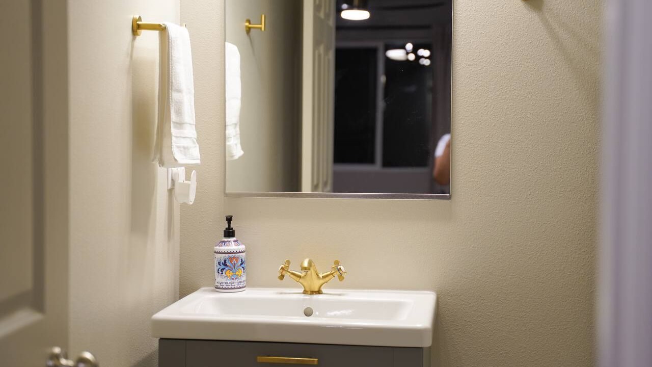 Photo of Bathroom in Tanner