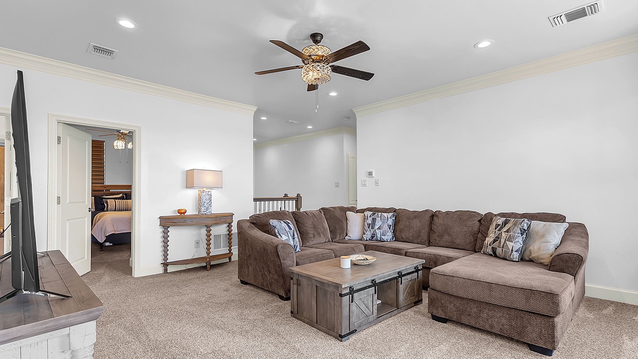 Photo of Livingroom in Graford
