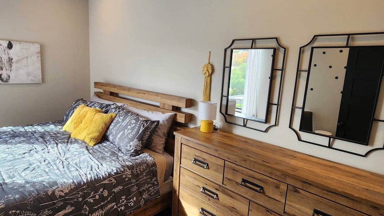 Photo of Bedroom in Larkspur