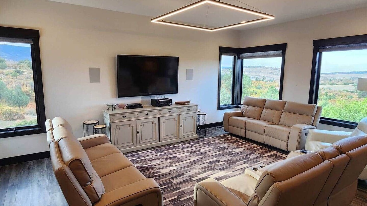 Photo of Livingroom in Larkspur