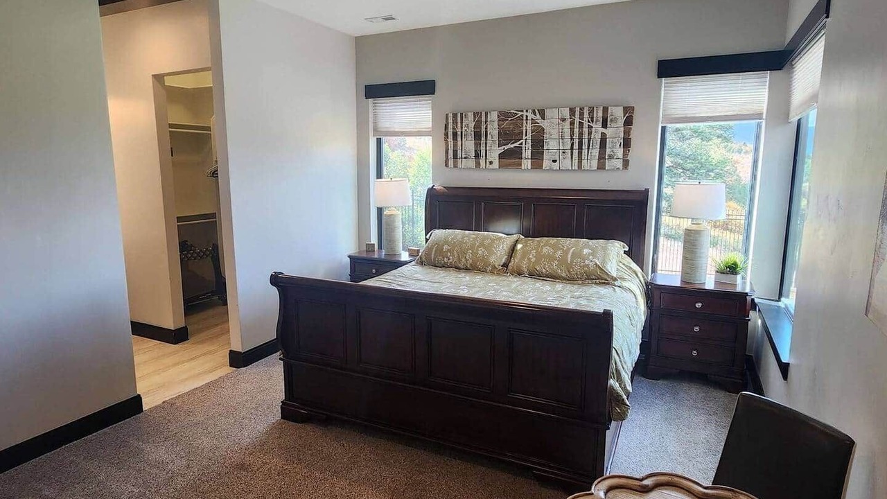 Photo of Bedroom in Larkspur