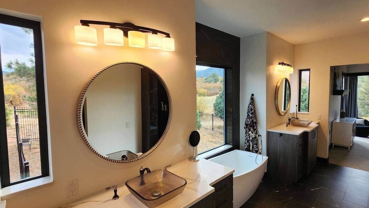 Photo of Bathroom in Larkspur