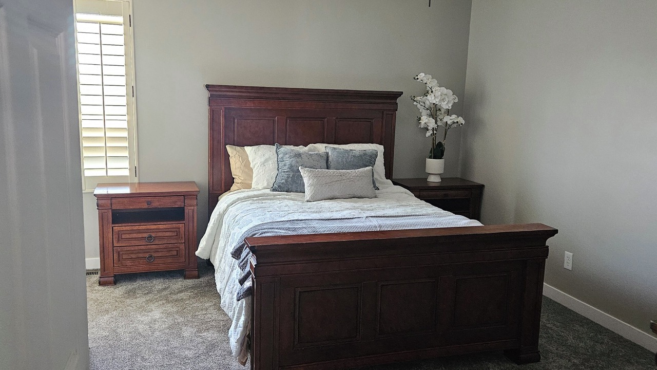 Photo of Bedroom in Centerville