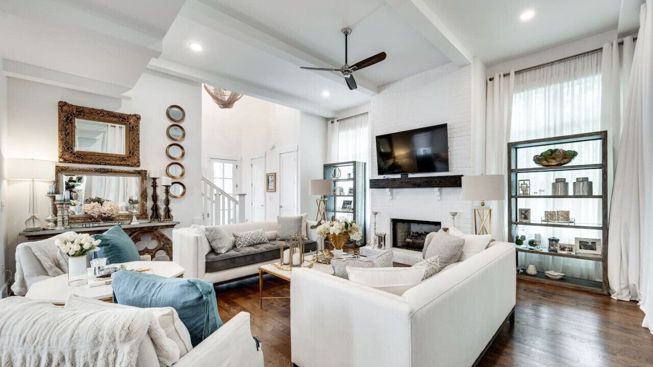 Photo of Livingroom in Green Hills