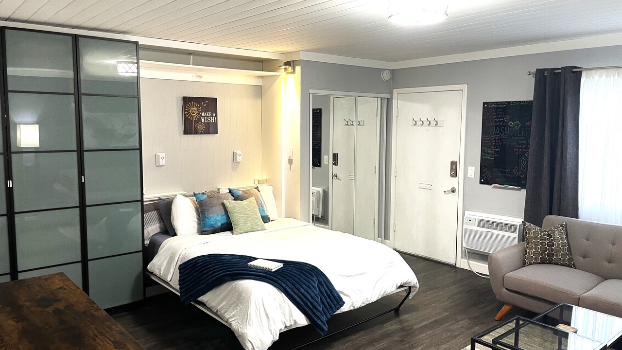 Photo of Bedroom in Woodland in Waverly