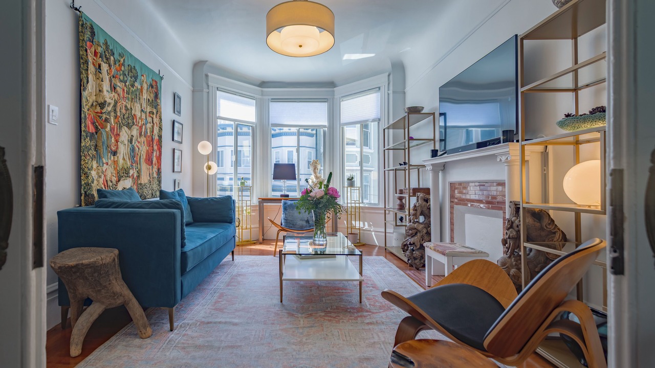 Photo of Livingroom in Nob Hill
