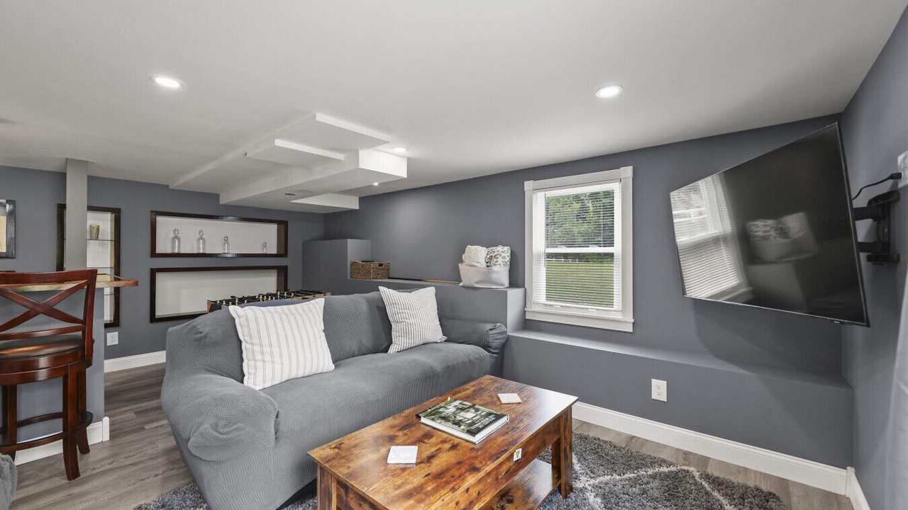 Photo of Livingroom in Pittsfield