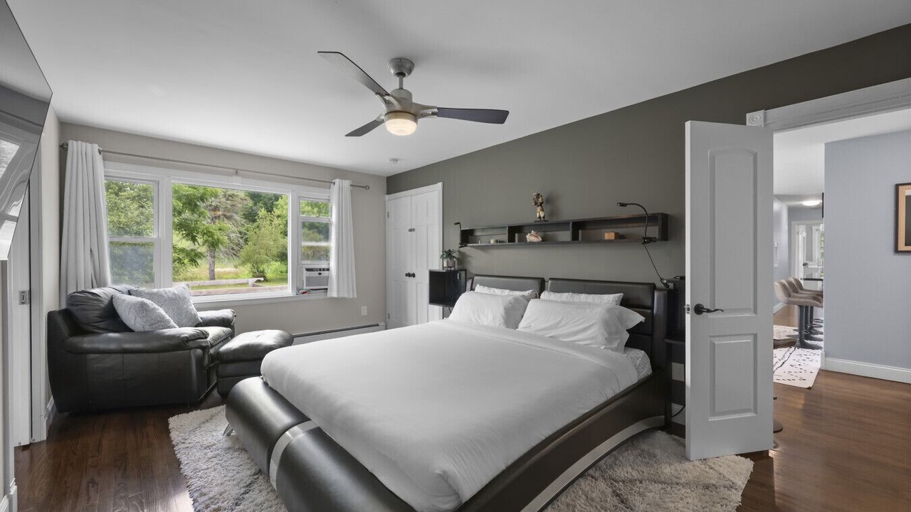 Photo of Bedroom in Pittsfield