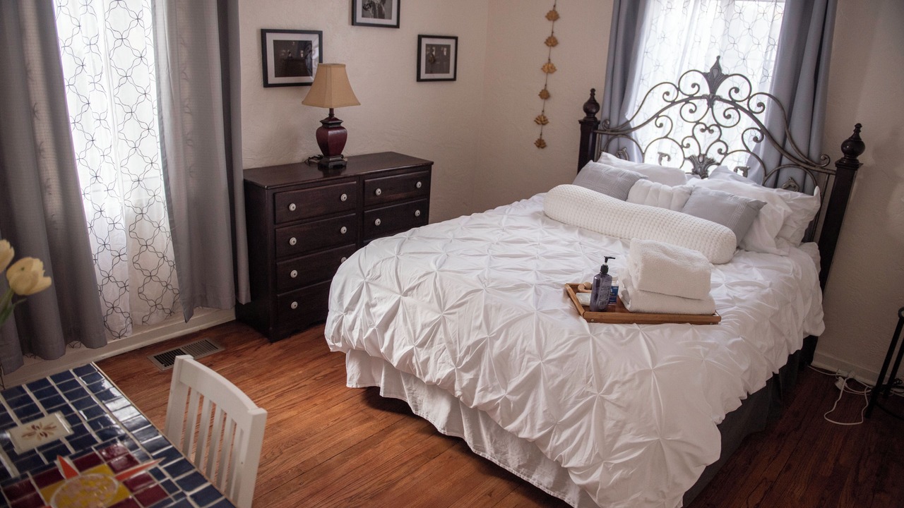 Photo of Bedroom in Nob Hill