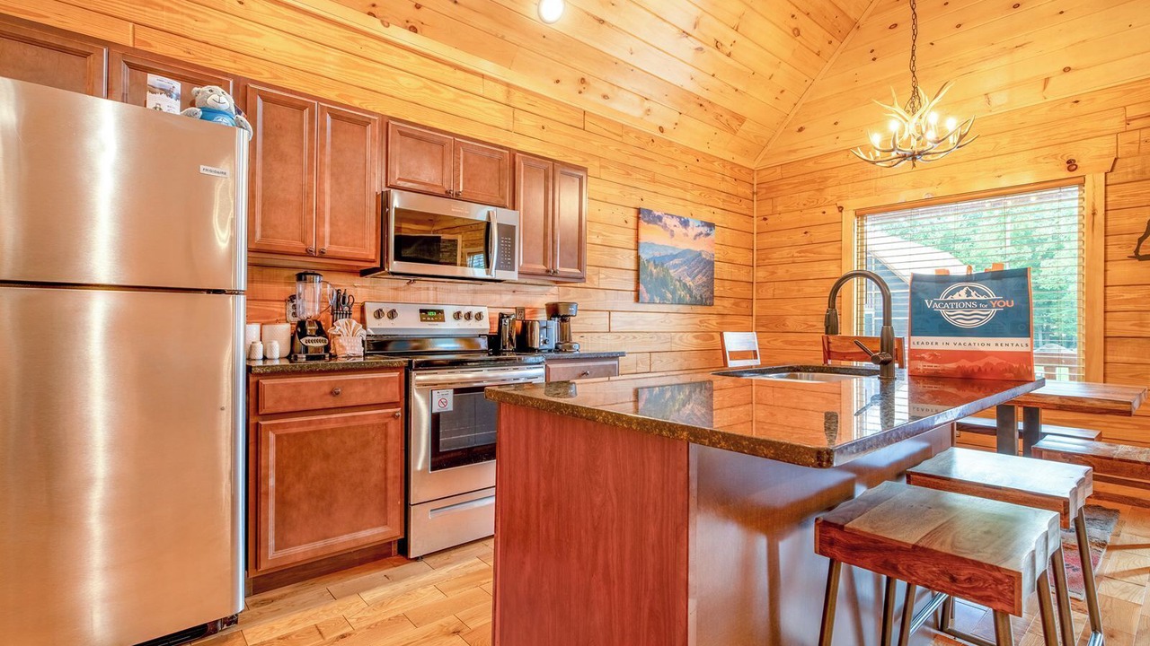 Photo of Kitchen in White Oak Lodge
